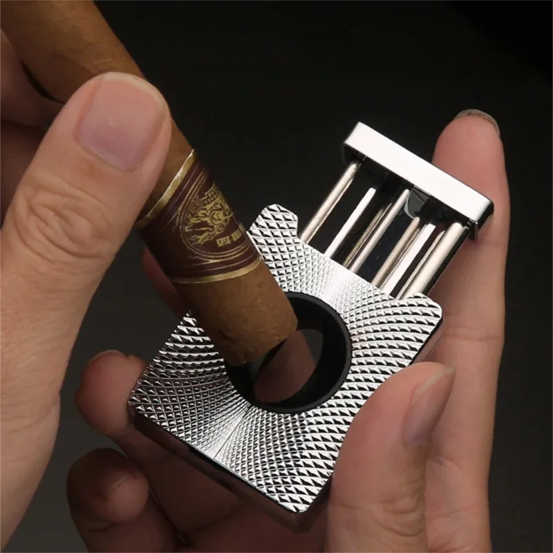 Coupe-Cigare Lame Sculptée – Métal et Précision