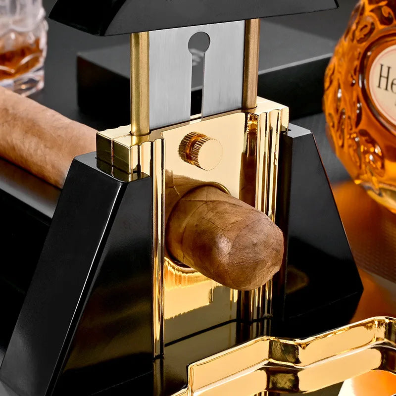 Machine Coupe-Cigare Delta – Acier & Or