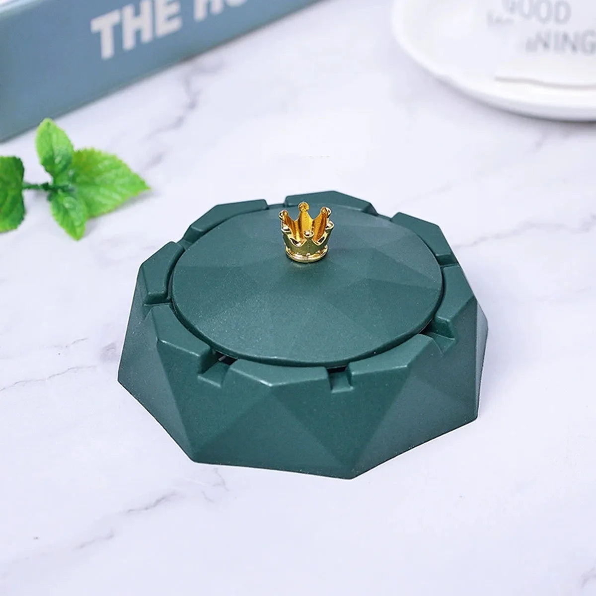 Cendrier Royal – Design Nordique & Finitions Dorées